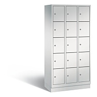 Grijze lockerkasten