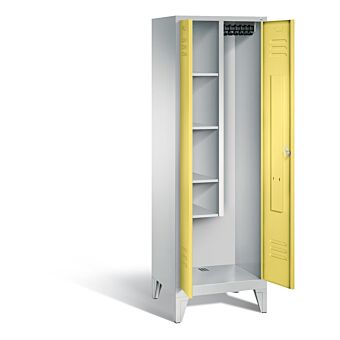 Poetsmiddelen-bezemkast schoonmaakkast